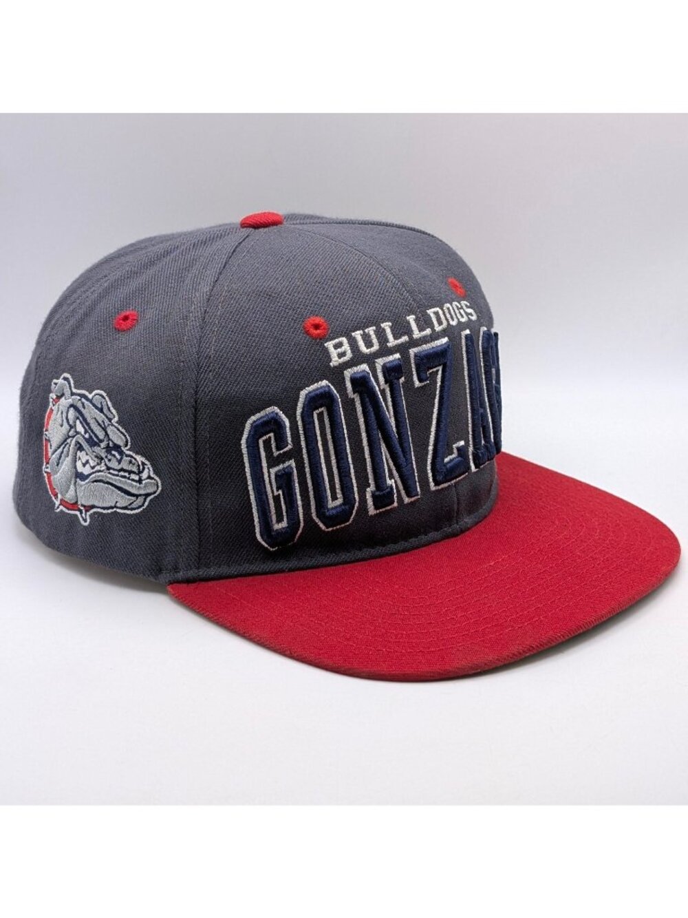 Gonzaga Bulldogs Hat Snapback Trucker Flat Bill Zephyr NCAA Spell Out Gray Red